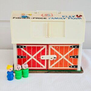 3/$100✨️ Vintage 1970s Fisher-Price Play Farm – Includes 3 Figures – GUC